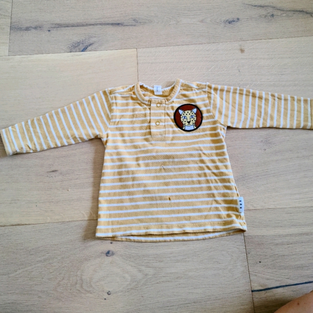 Huxbaby used long sleeve tee size 1